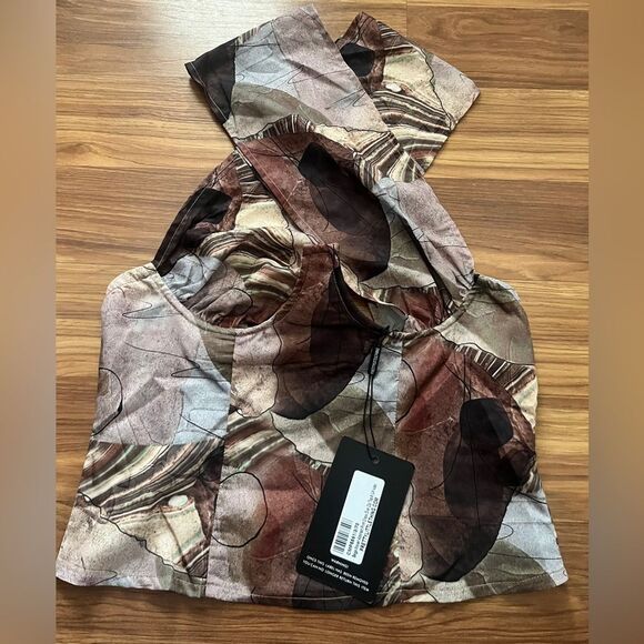 Pretty Little Thing Beige Woven Abstract Print Cross Over Zip Top Size 4 - Picture 2 of 7